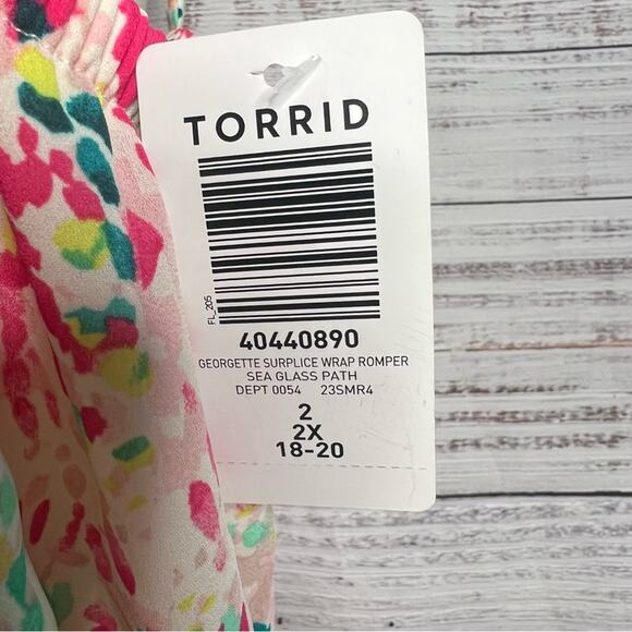 Torrid 2X Georgette Surplice Wrap Romper Spotted Confetti Sleeveless Adjustable - Picture 12 of 14